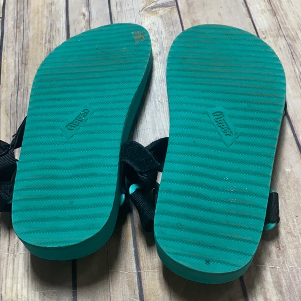 Flipper Sandals - Picture 3 of 3